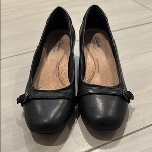 Clarks Black Leather Marilyn Nora Pump Flats
